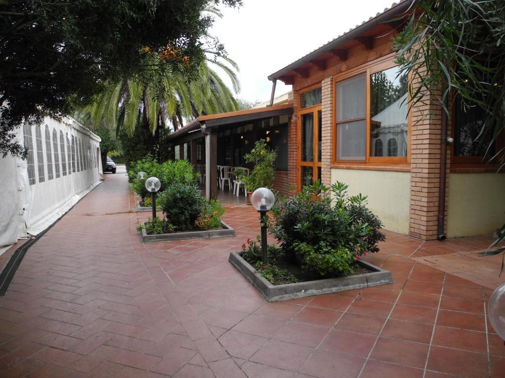Hotel Fertilia Exterior foto